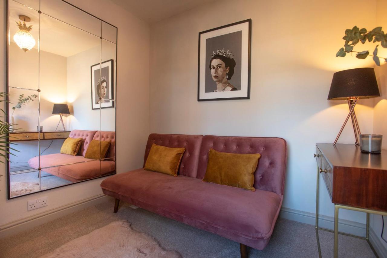 Stunning Warwick Victorian Townhouse - Beautifully Renovated, Free Parking - 5 Min Walk To Warwick Castle & Historic Town Centre - Perfect Uk Break And Base For Exploring Cotswolds 빌라 외부 사진