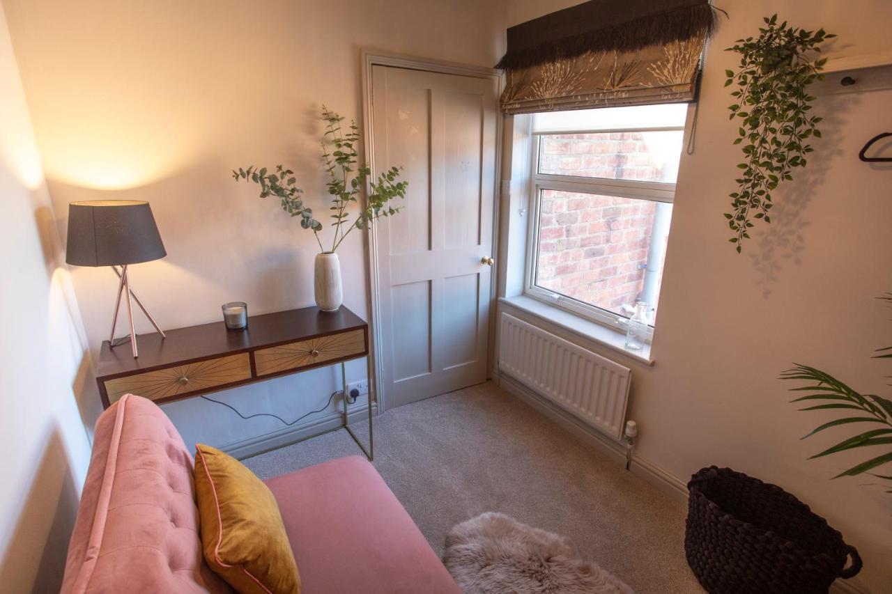 Stunning Warwick Victorian Townhouse - Beautifully Renovated, Free Parking - 5 Min Walk To Warwick Castle & Historic Town Centre - Perfect Uk Break And Base For Exploring Cotswolds 빌라 외부 사진